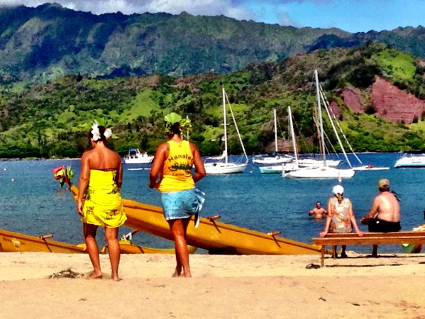 moving to hawaii girls in Hanalei Bay