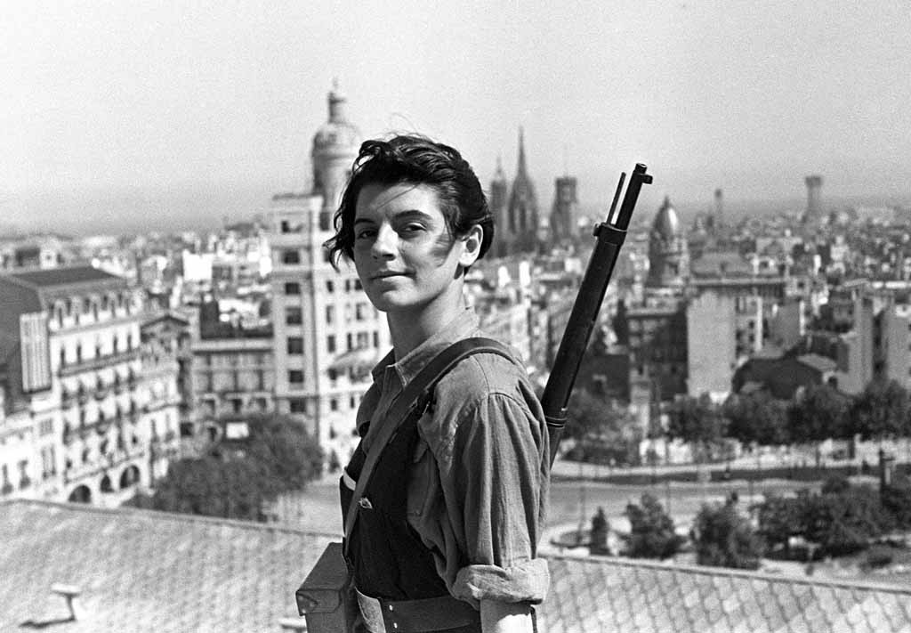 Marina Ginesta, 17-year-old communist militant in Barcelona, 1936. Photo Credit: rarehistoricalphotos.com