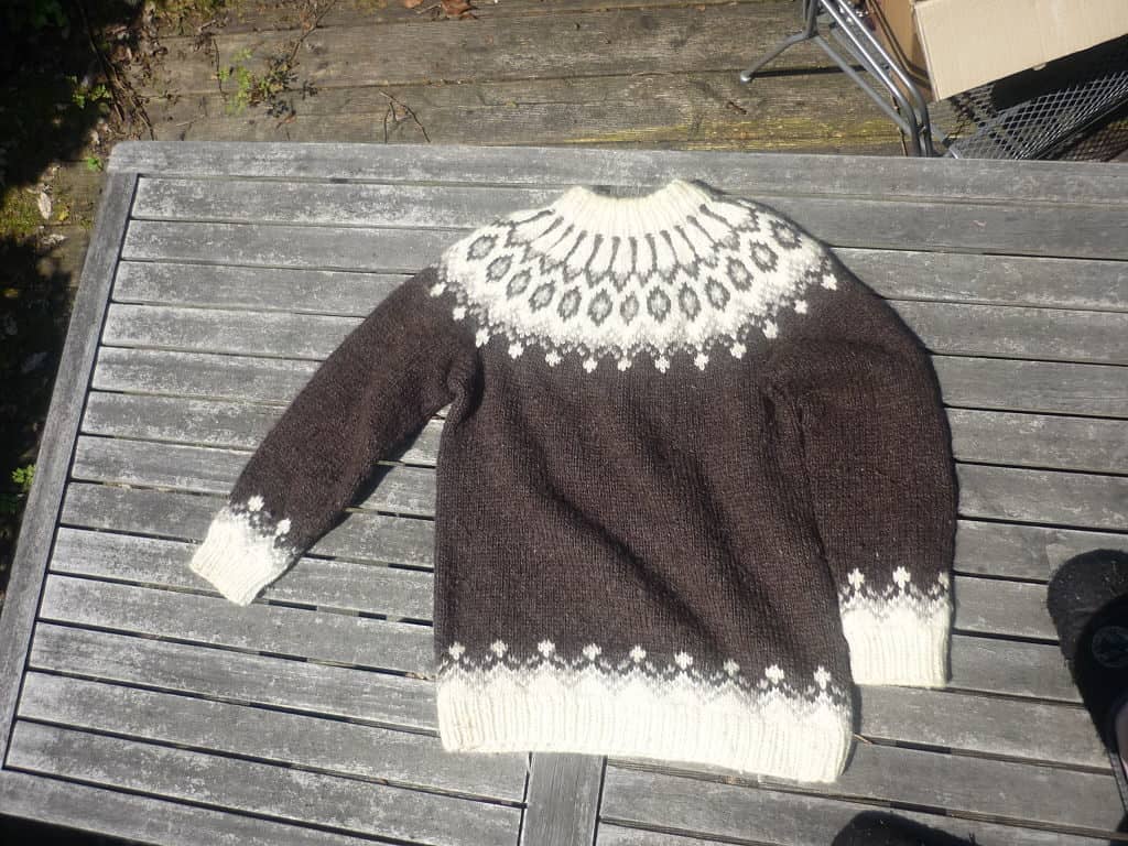 icelandic sweater lopapeysa