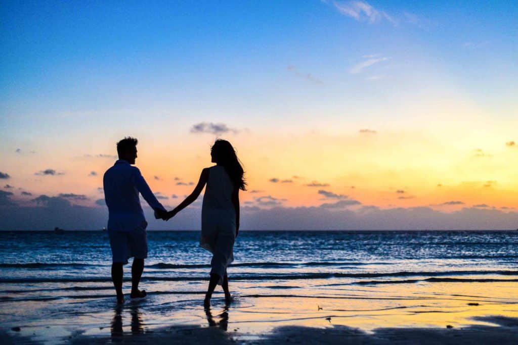 ideas to surprise your spouse with a vacation