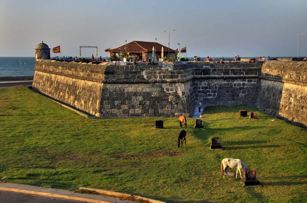 cartagena history city walls