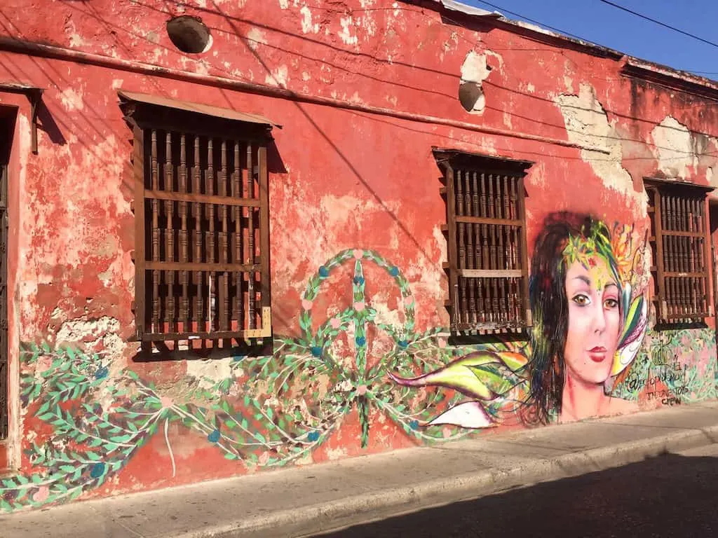 things to see in cartagena colombia - street art
