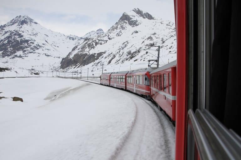 5 Scenic Train Routes in Switzerland - Passing Thru - For the Curious ...