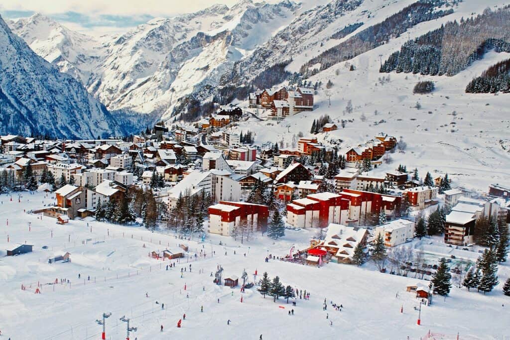 france ski village