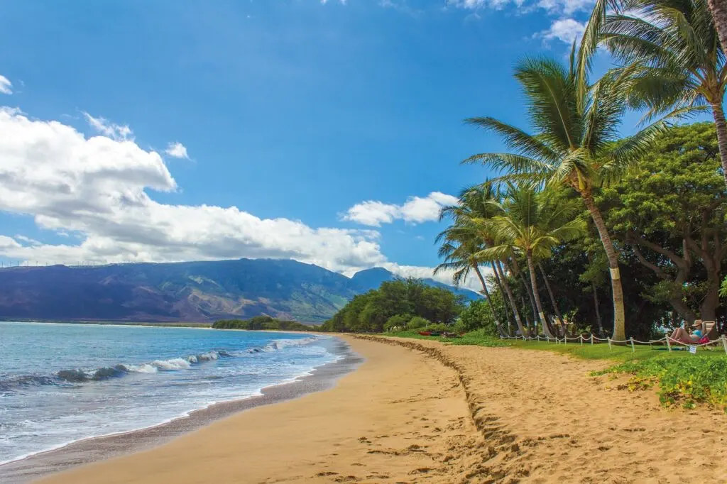 where to stay in maui? as close to this beach as possible