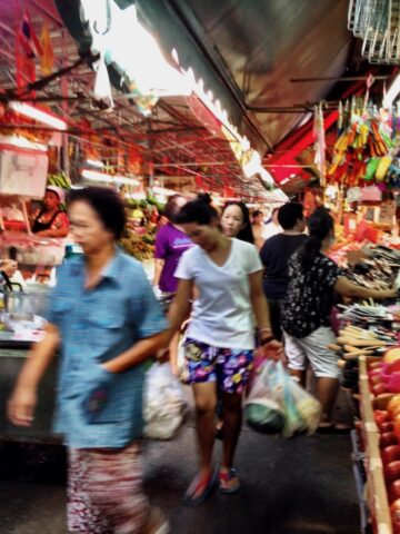 market shopping in bangkok