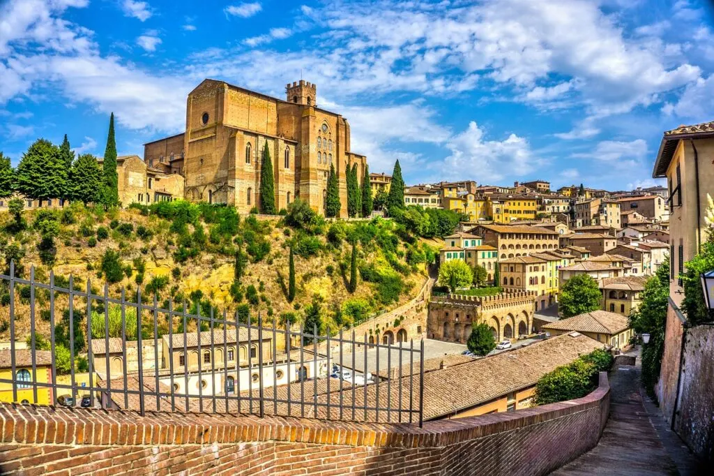 Tuscany Italy: The Secrets of 8 Enchanting Villages 1 siena skyline tuscany italy