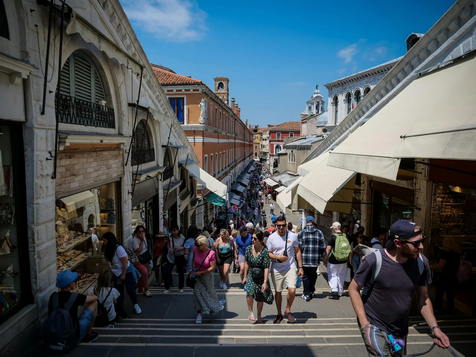 The Cost of Overcrowding: Venice’s Plan to Curb Tourist Foot Traffic 1 pexels studioideahd 17217724