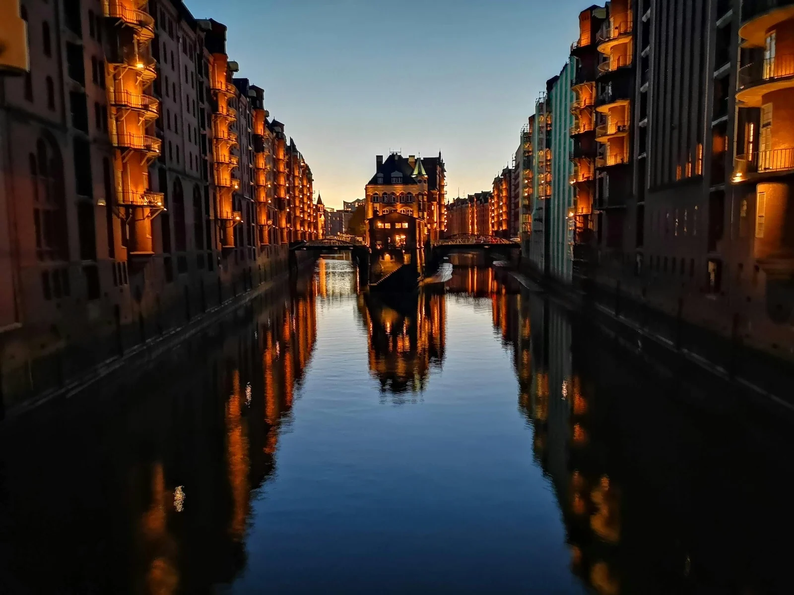More Than Venice and Amsterdam: 15 Canal Cities That Will Steal Your Heart 5 pexels christian richert 1308318 2506904